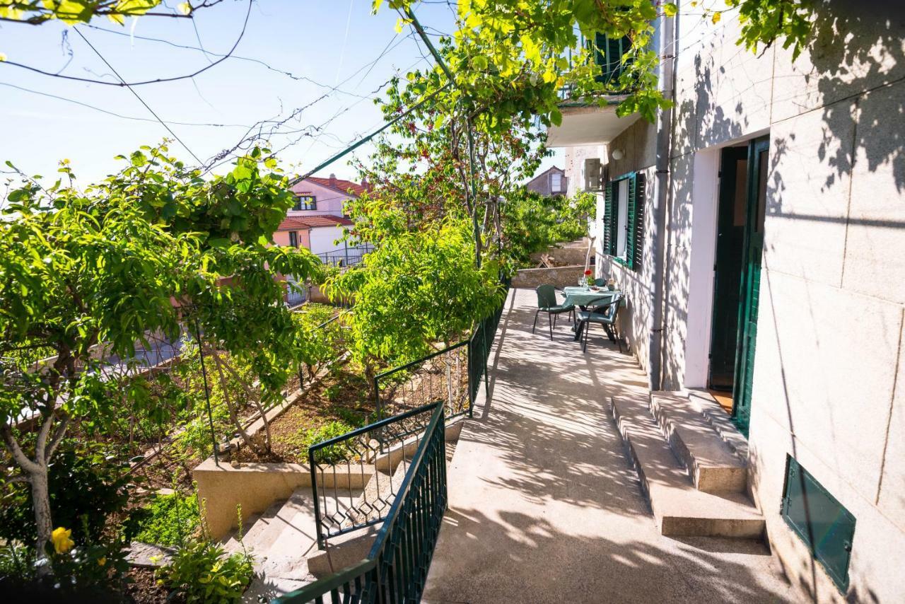Korallion apartment Šibenik Esterno foto